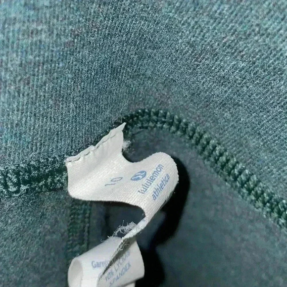 Lululemon high waisted Crop pants - Picture 5 of 8